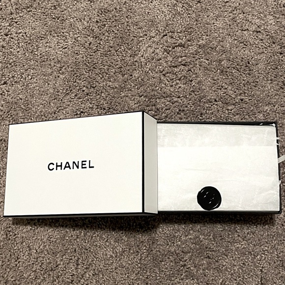 ✨Chanel Box - Picture 2 of 4